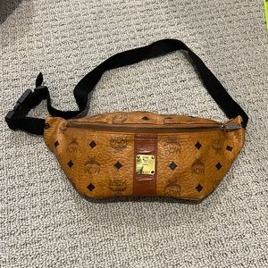Vintage MCM Fanny pack